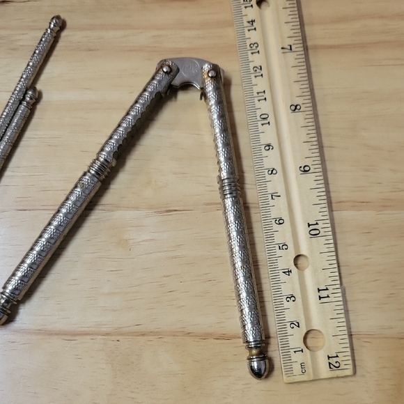 Vintage Wooden Nut Bowl with Cracker & Picks - Picture 8 of 13